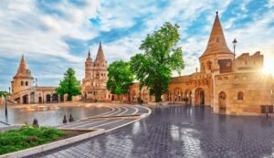 Keindahan Bersejarah Eropa, Petualangan Menelusuri Kastil